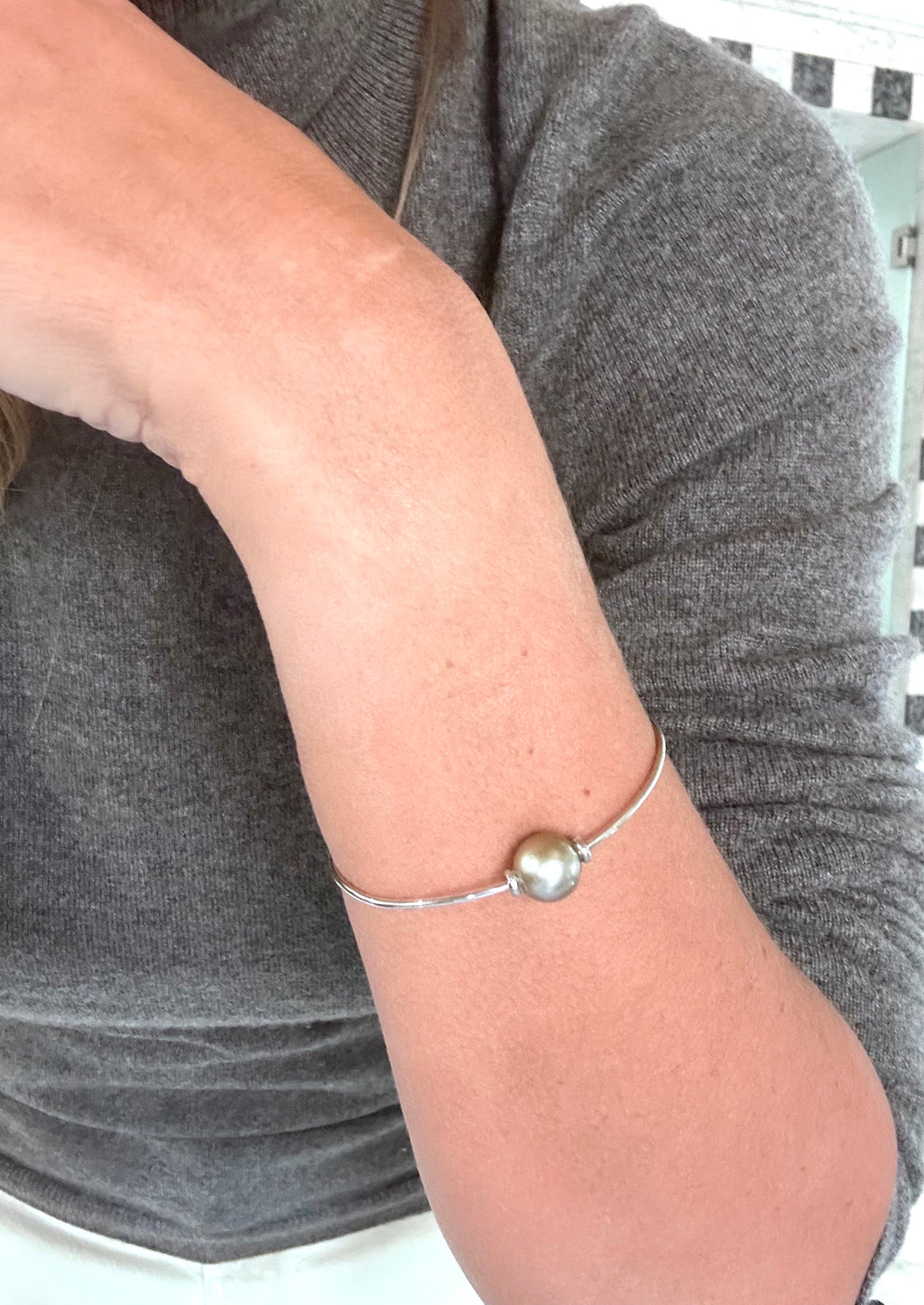 Bracciale in argento con perla tahitiana